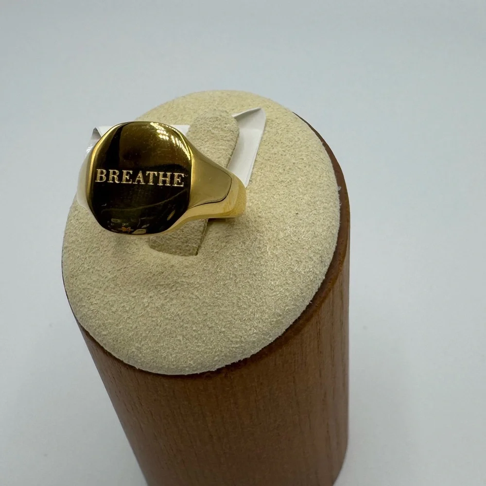 14k “Breathe” Signet Ring - Picture 2 of 6